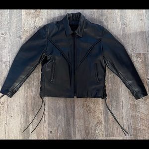 Woman’s Leather Motorcycle Jacket Size L